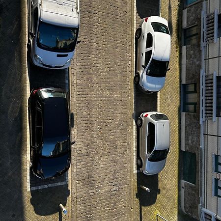 Topfloor Aida 2 bedroom 2 bathroom Free Parking Oostende Buitenkant foto