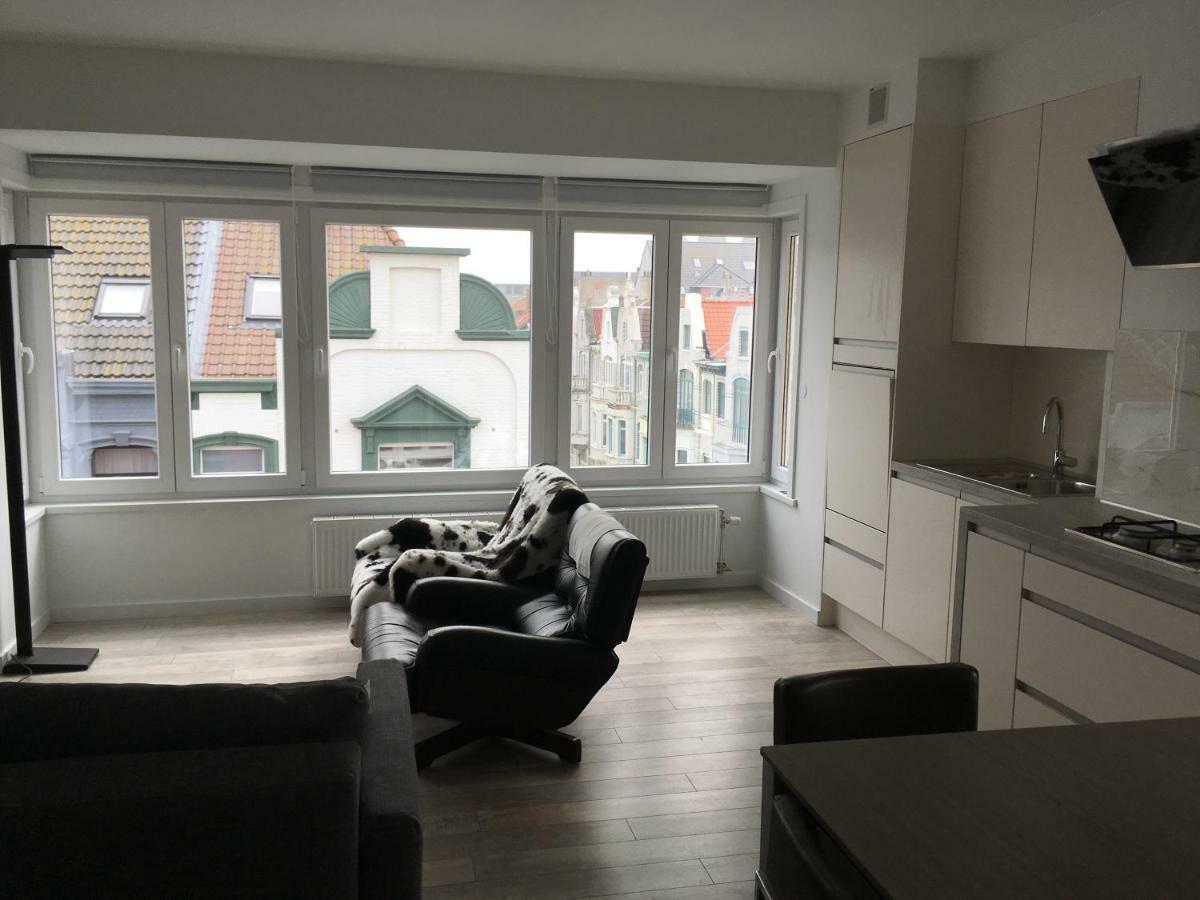 Topfloor Aida 2 bedroom 2 bathroom Free Parking Oostende Buitenkant foto