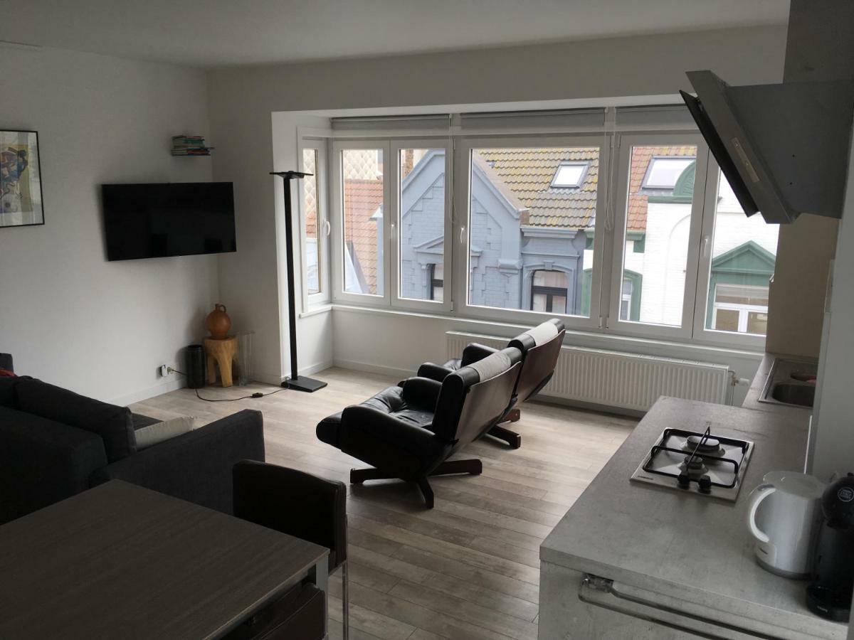 Topfloor Aida 2 bedroom 2 bathroom Free Parking Oostende Buitenkant foto